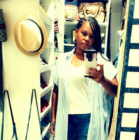 Claire's closet - Picture 3 of 13